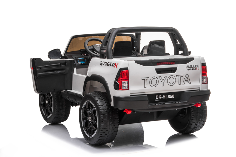 Load image into Gallery viewer, 24v x 14 Ah licensed 800 w 4x4 Toyota Hilux Kids Ride on Car White
